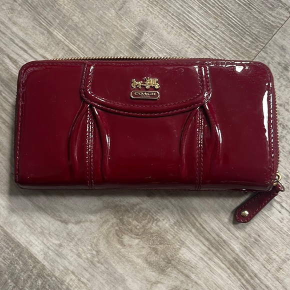 Coach wallet - Picture 1 of 3